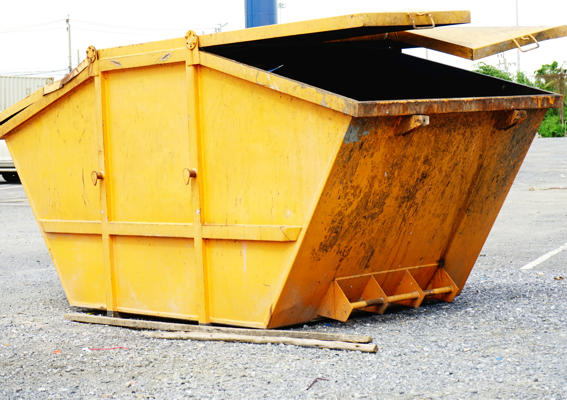 Barnsley Skip Hire Service: Eco-Friendly Waste Disposal Solutions